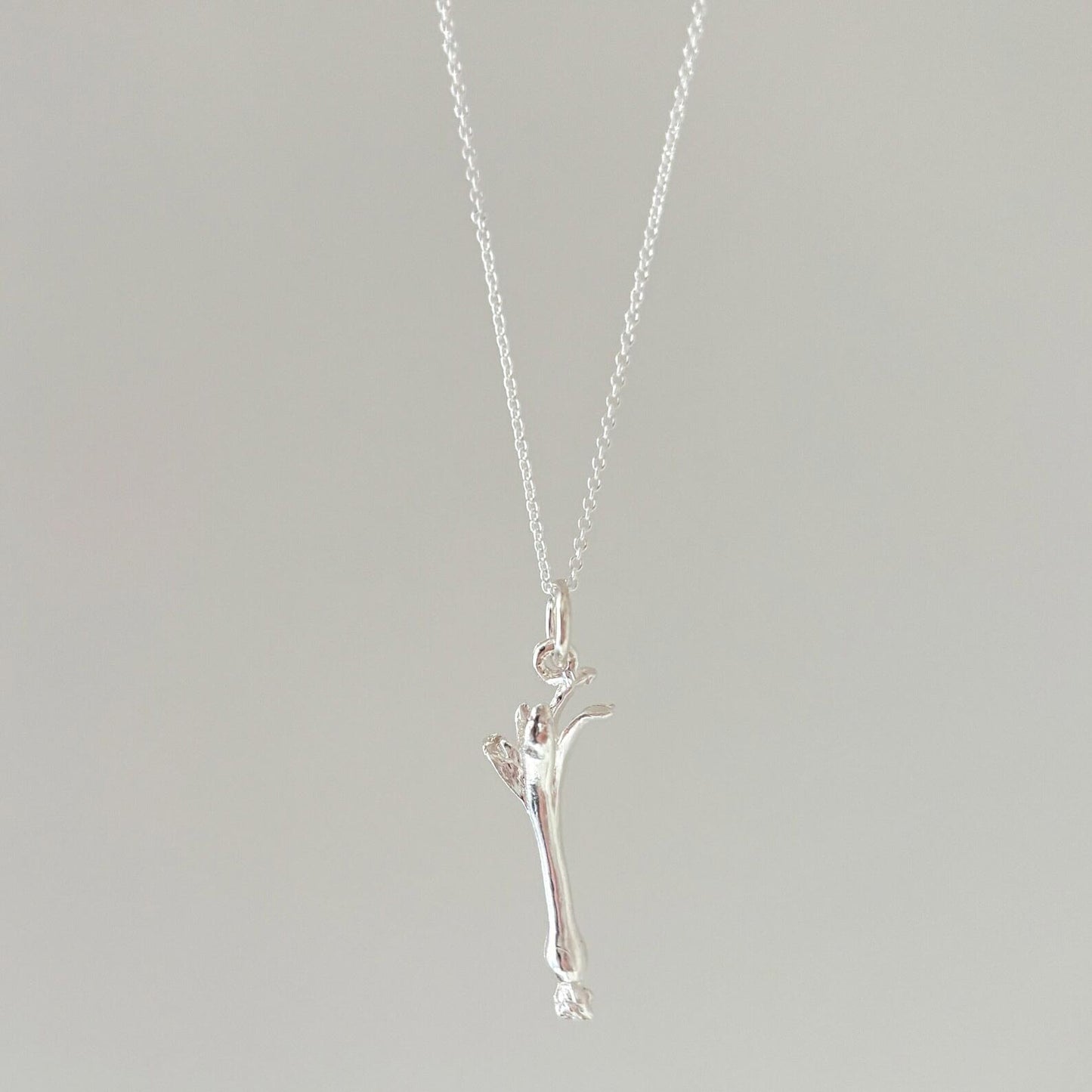 Necklace - Sterling Silver - Welsh Leek - 16" Chain