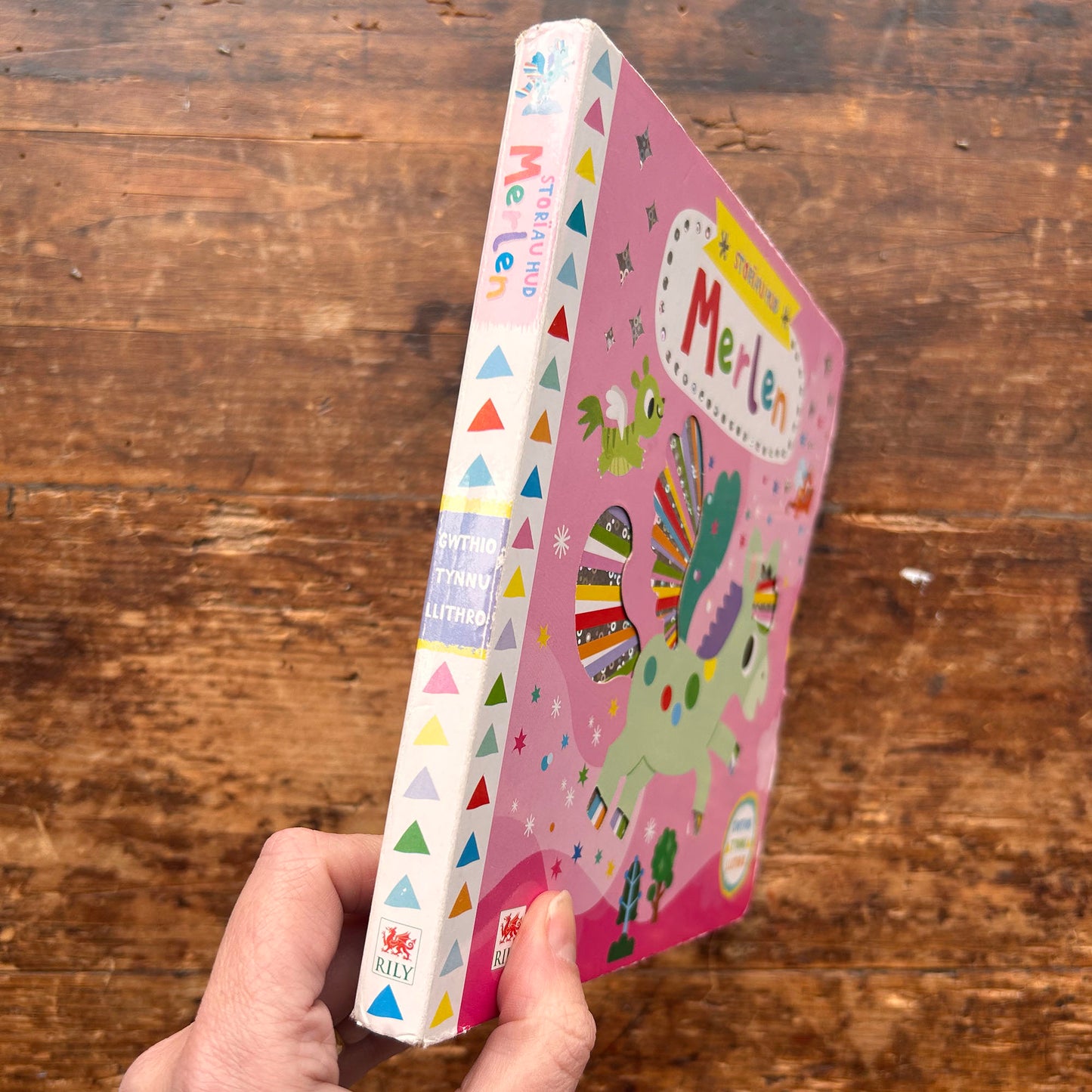 Storïau Hud Merlen - My Magical Flying Pony - Push Pull Turn Book (Preloved)