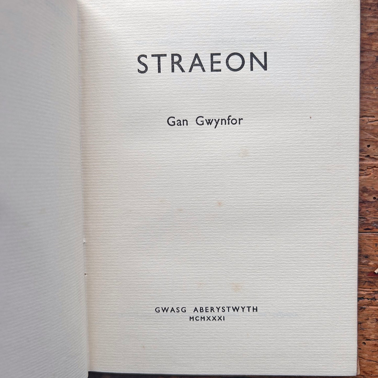 Straeon - Gan Gwynfor 1931 (Preloved)