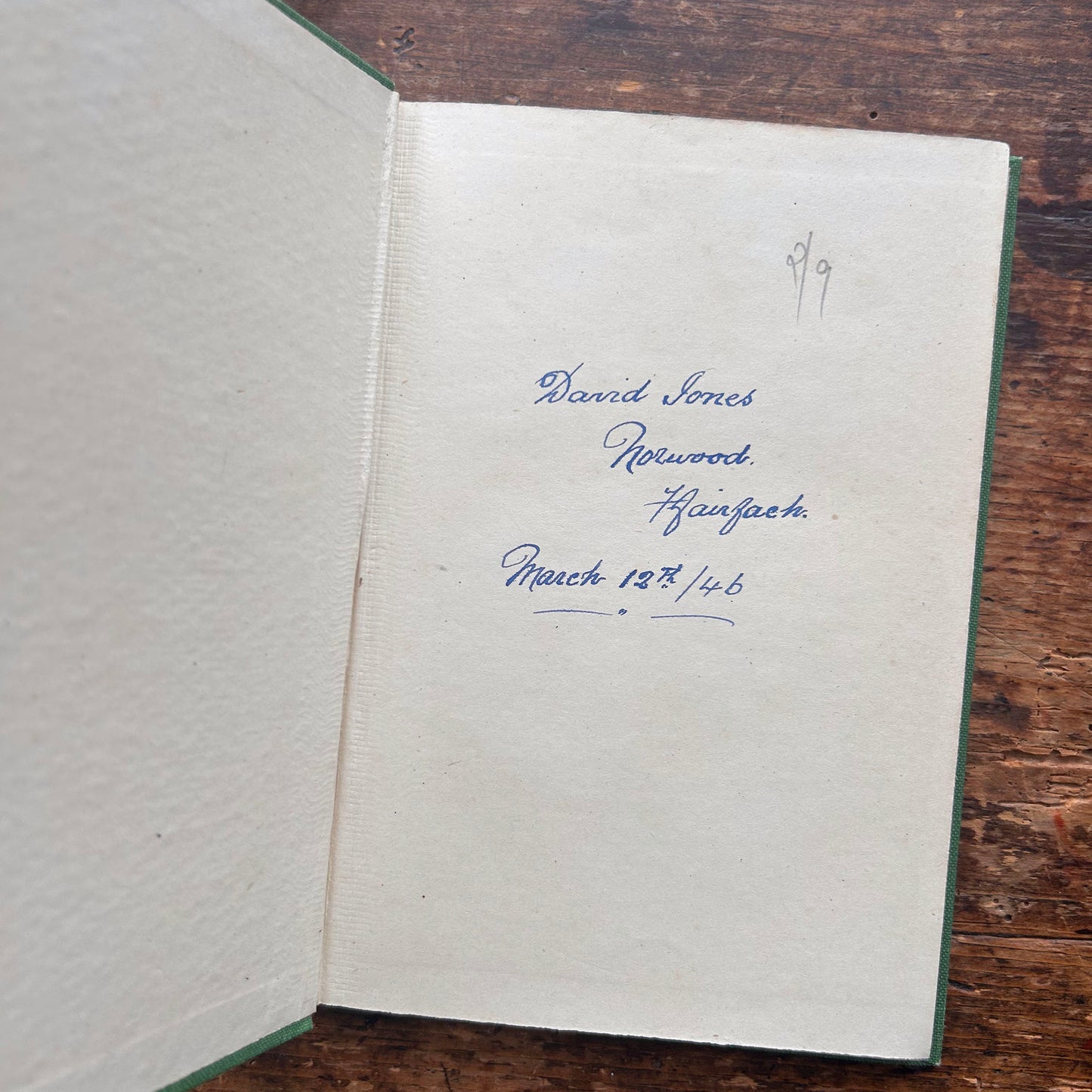 Straeon y Pentan - Daniel Owen - Green (Preloved)