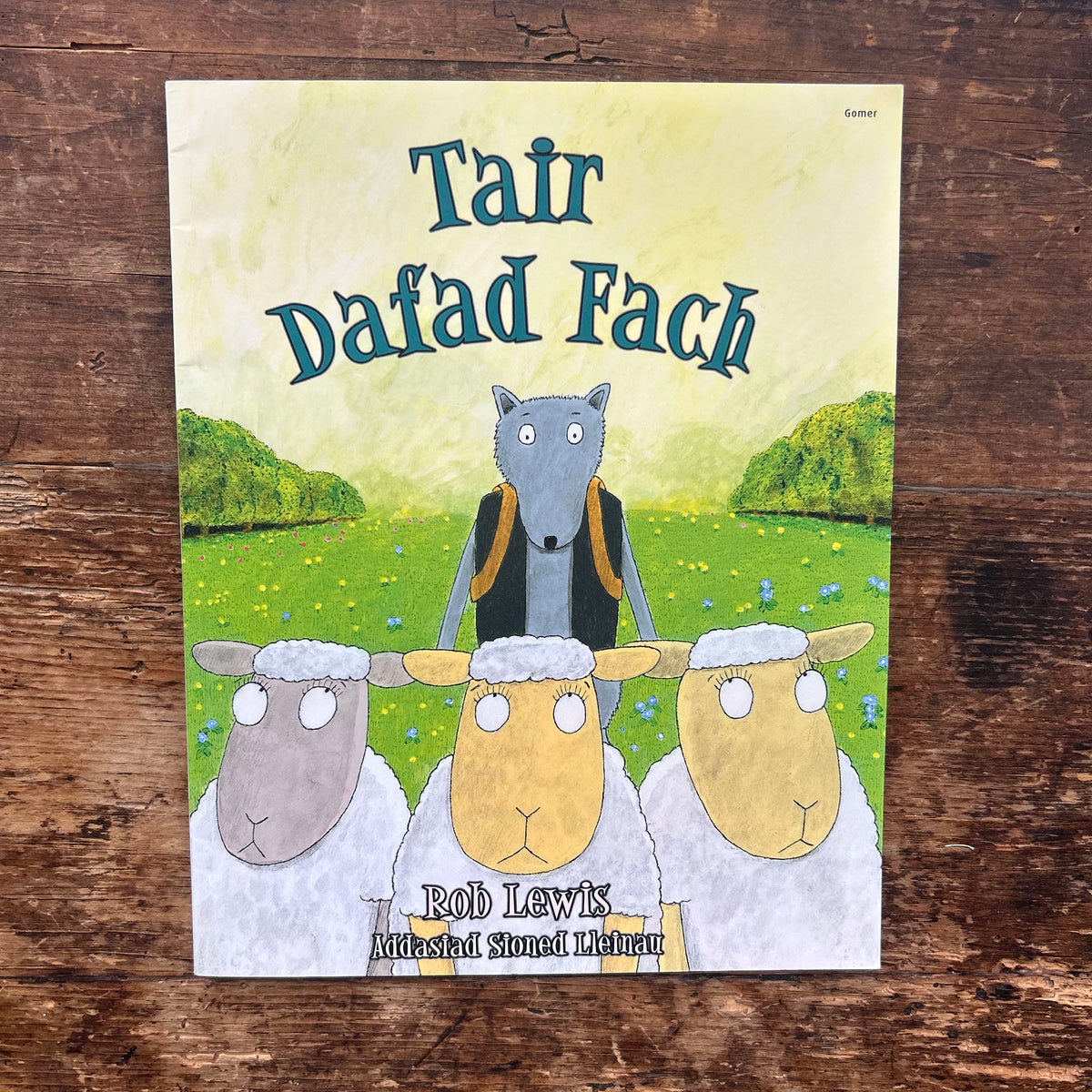 Tair Dafad Fach - Rob Lewis (Preloved)