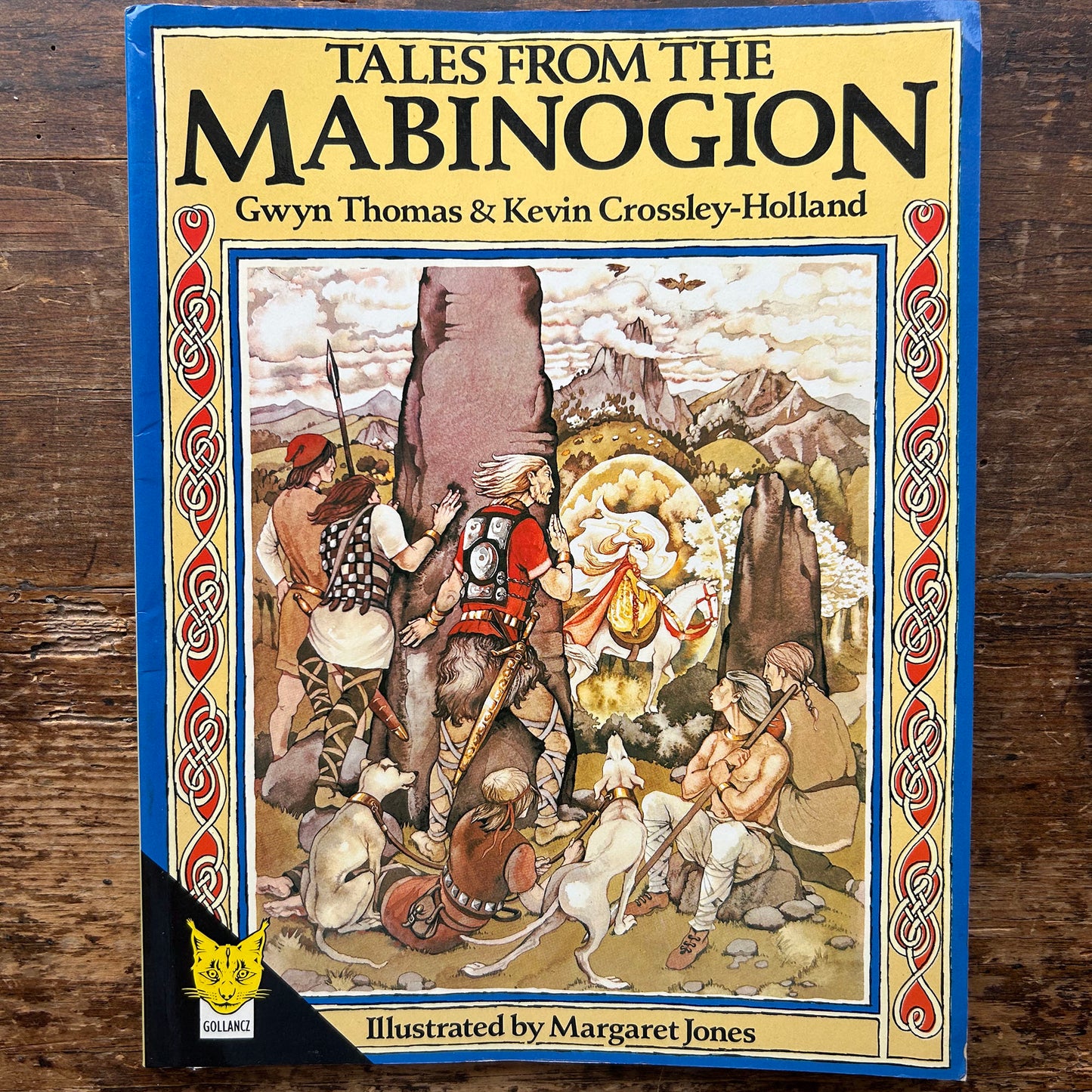 Tales from The Mabinogion - Illustrated - Gwyn Thomas, Kevin Crossley-Holland & Margaret Jones 1989 (Preloved)