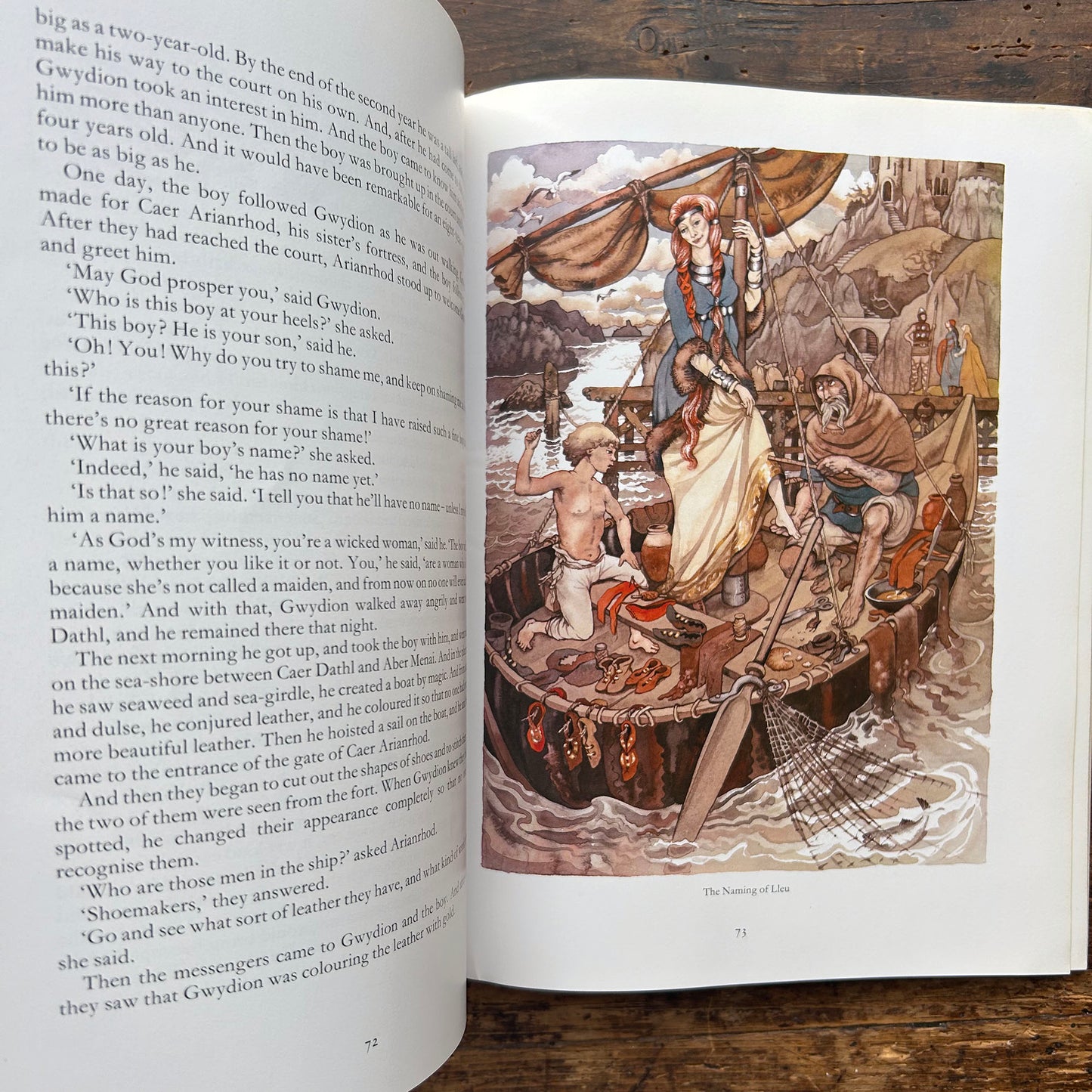 Tales from The Mabinogion - Illustrated - Gwyn Thomas, Kevin Crossley-Holland & Margaret Jones 1989 (Preloved)