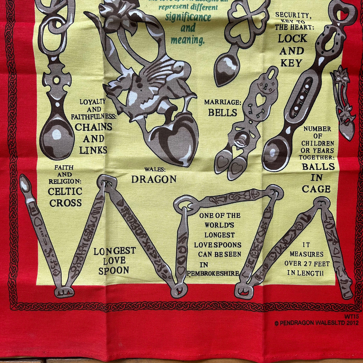 Tea Towel - Welsh Lovespoons / Love Spoons (Preloved)