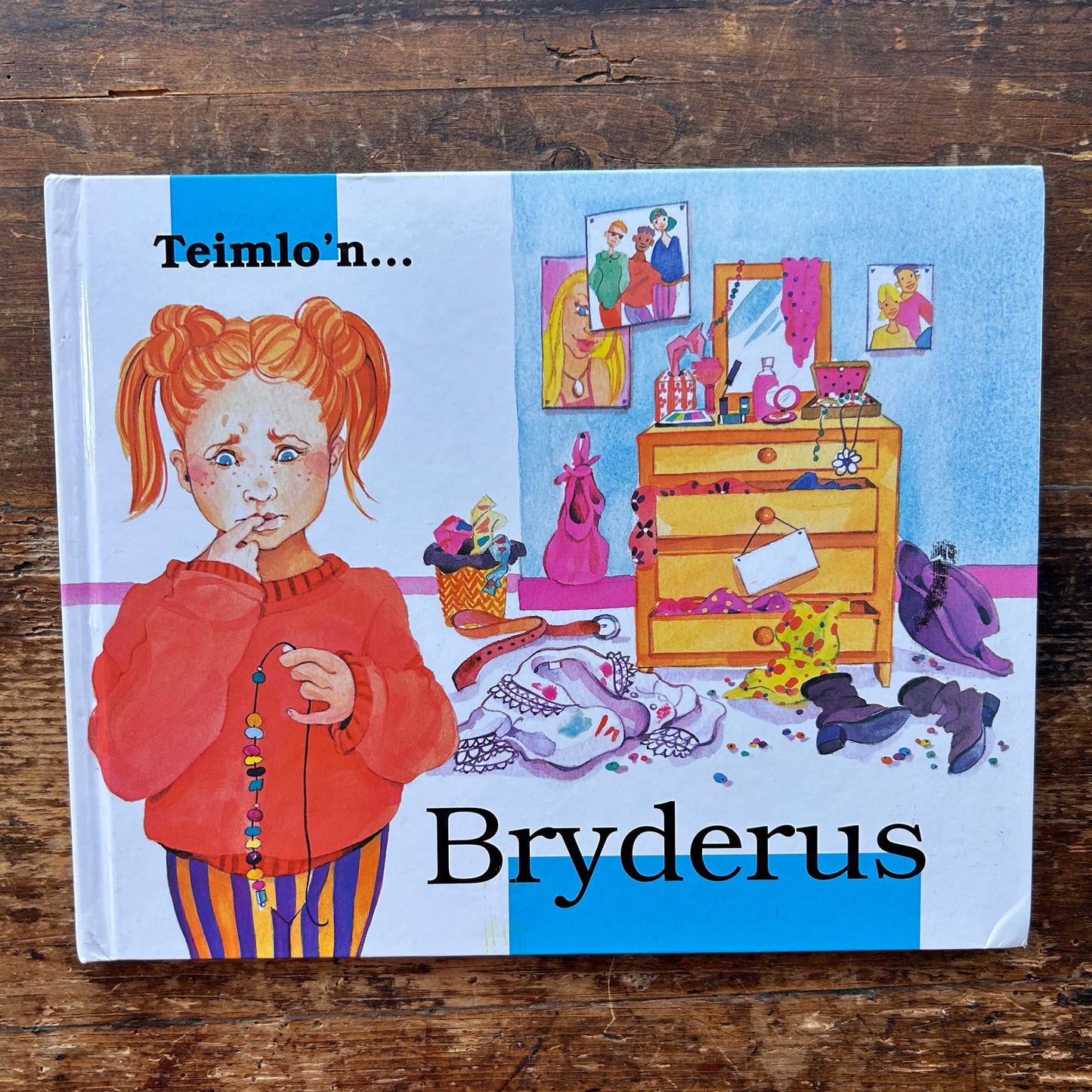 Teimlo'n...Bryderus - Sally Hewitt -1997 (Preloved)