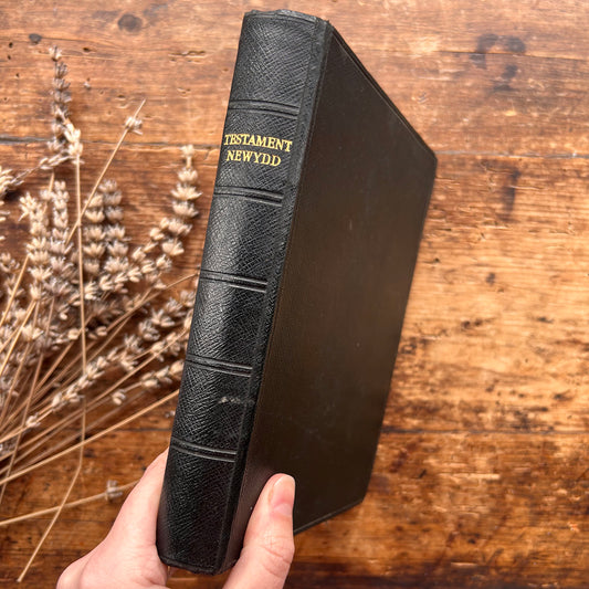 Testament Newydd Beibl - New Testament Bible - 1939 (Preloved)