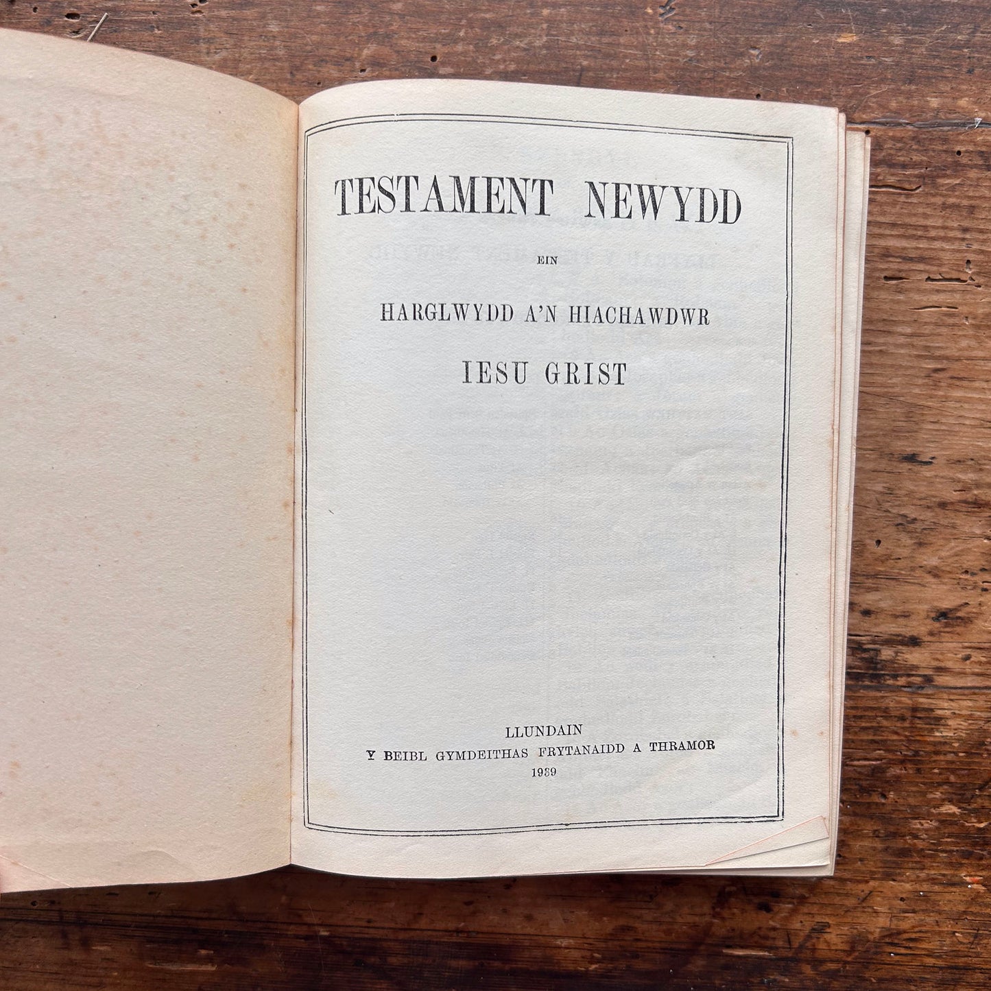 Testament Newydd Beibl - New Testament Bible - 1939 (Preloved)