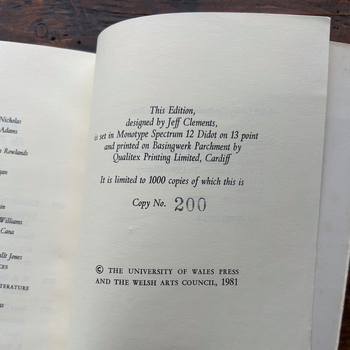 The Cynfeirdd - Early Welsh Poets and Poetry - Writers of Wales - 1981 (Preloved)