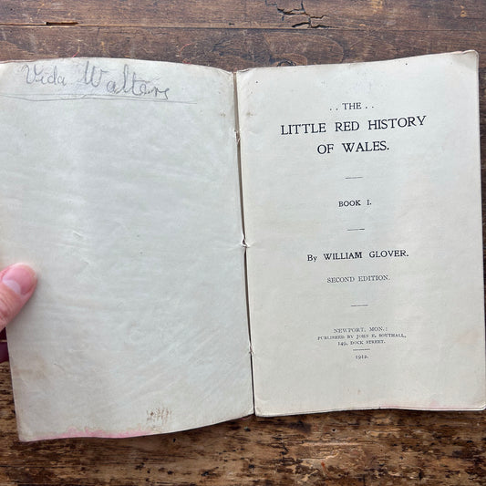 The Little Red History of Wales - William Glover - Book I - 1912 (Preloved)