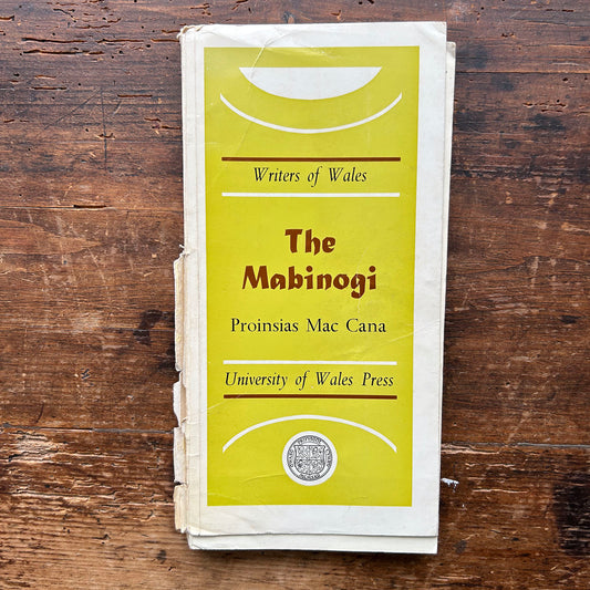The Mabinogi - Writers of Wales - 1977 (Preloved)