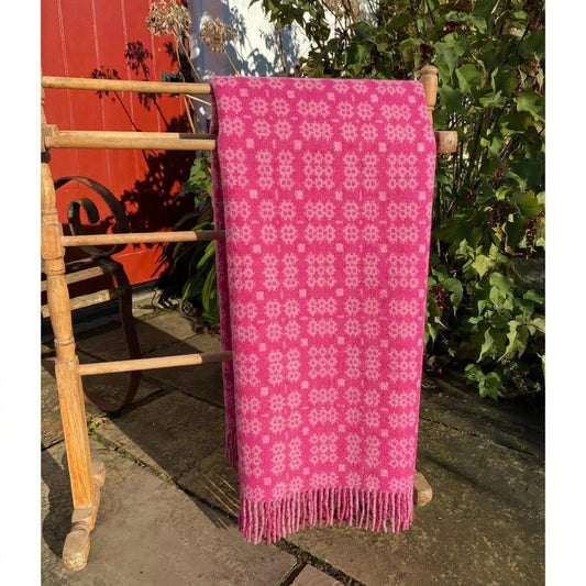 Throw / Blanket - Welsh Tapestry / Carthen Ysgafn - Caernarfon - 100% Wool - Blueberry / Pink