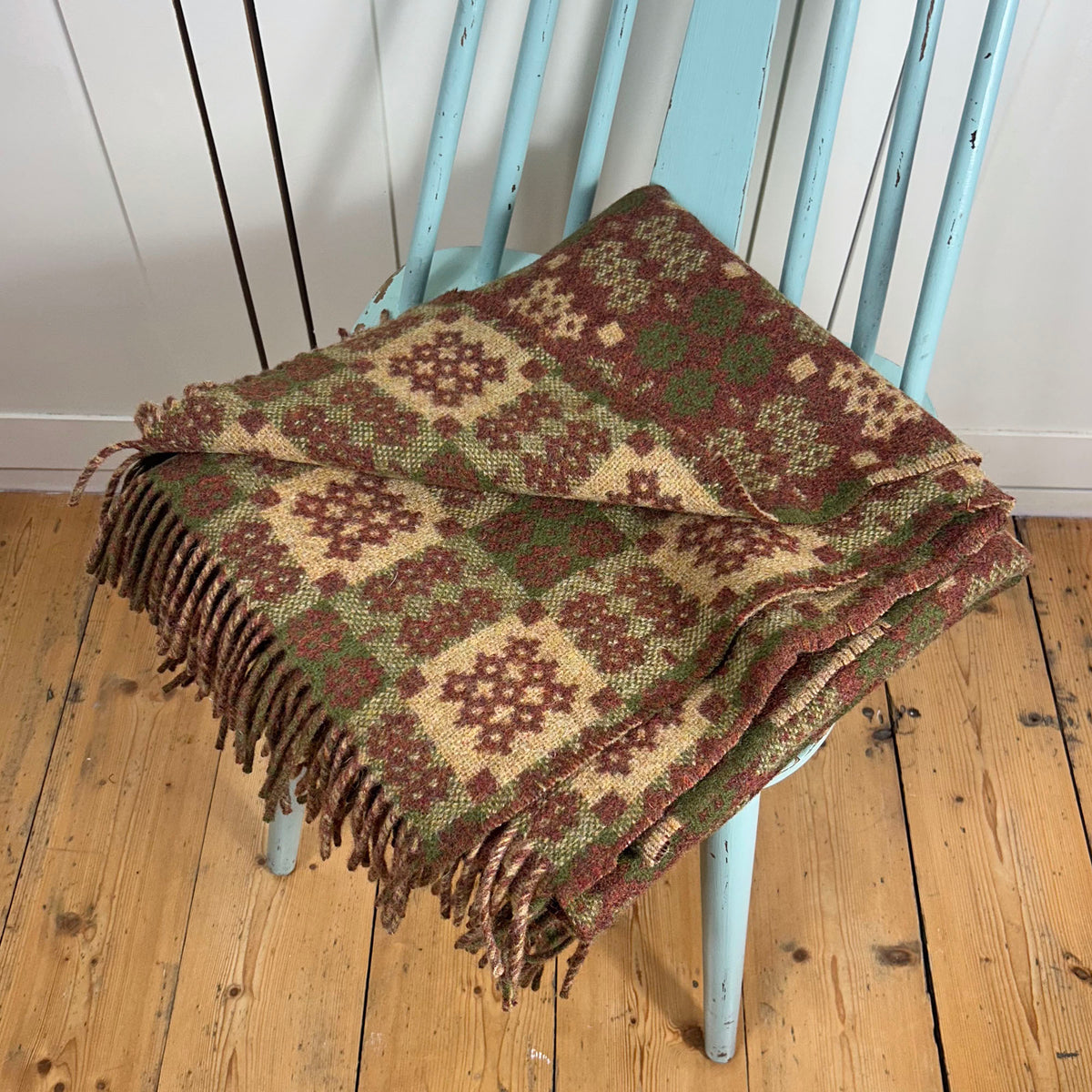 Throw / Blanket - Welsh Tapestry / Carthen Ysgafn - Caernarfon - 100% Wool - Chestnut Brown