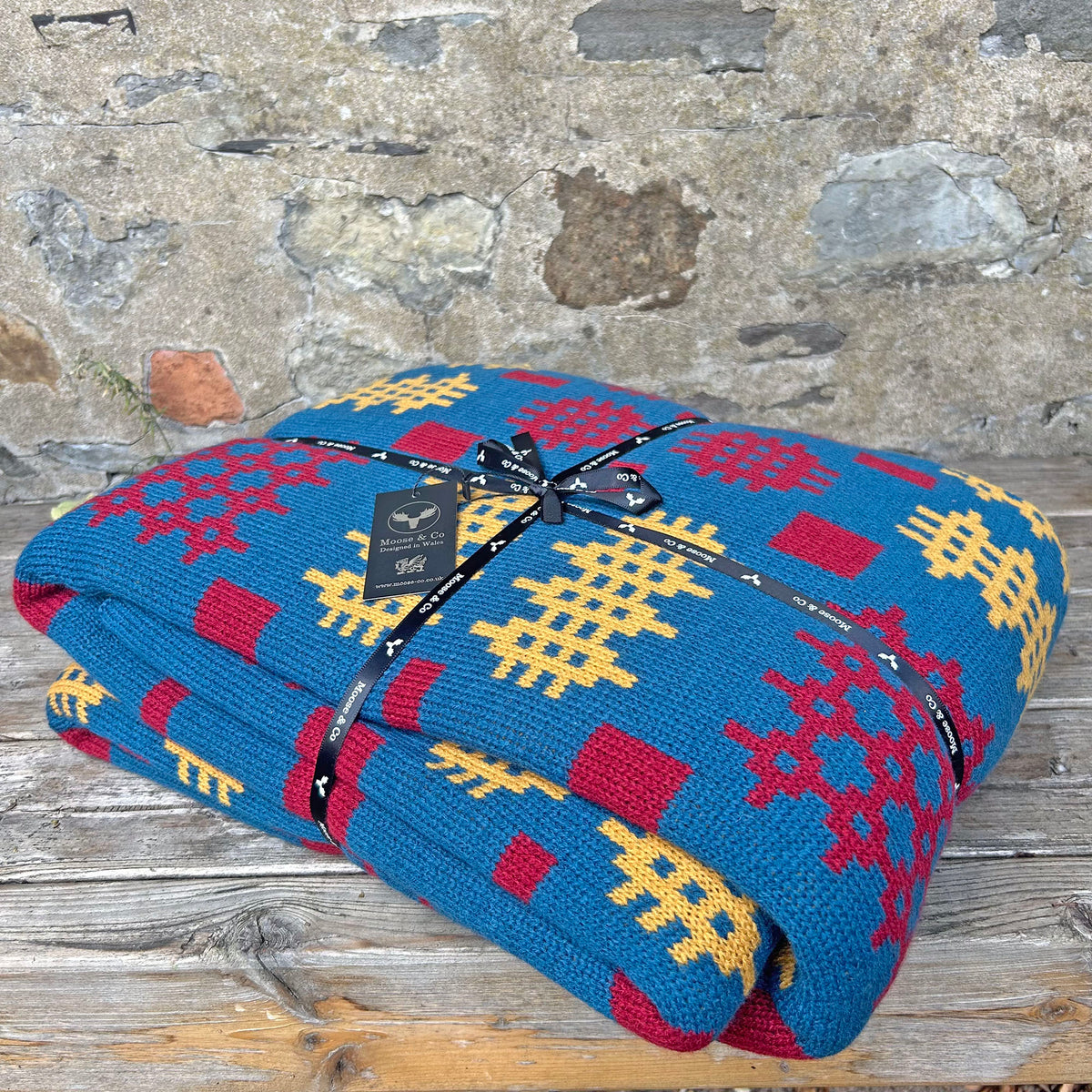 Throw / Blanket - Welsh Tapestry Print - Teal Multi