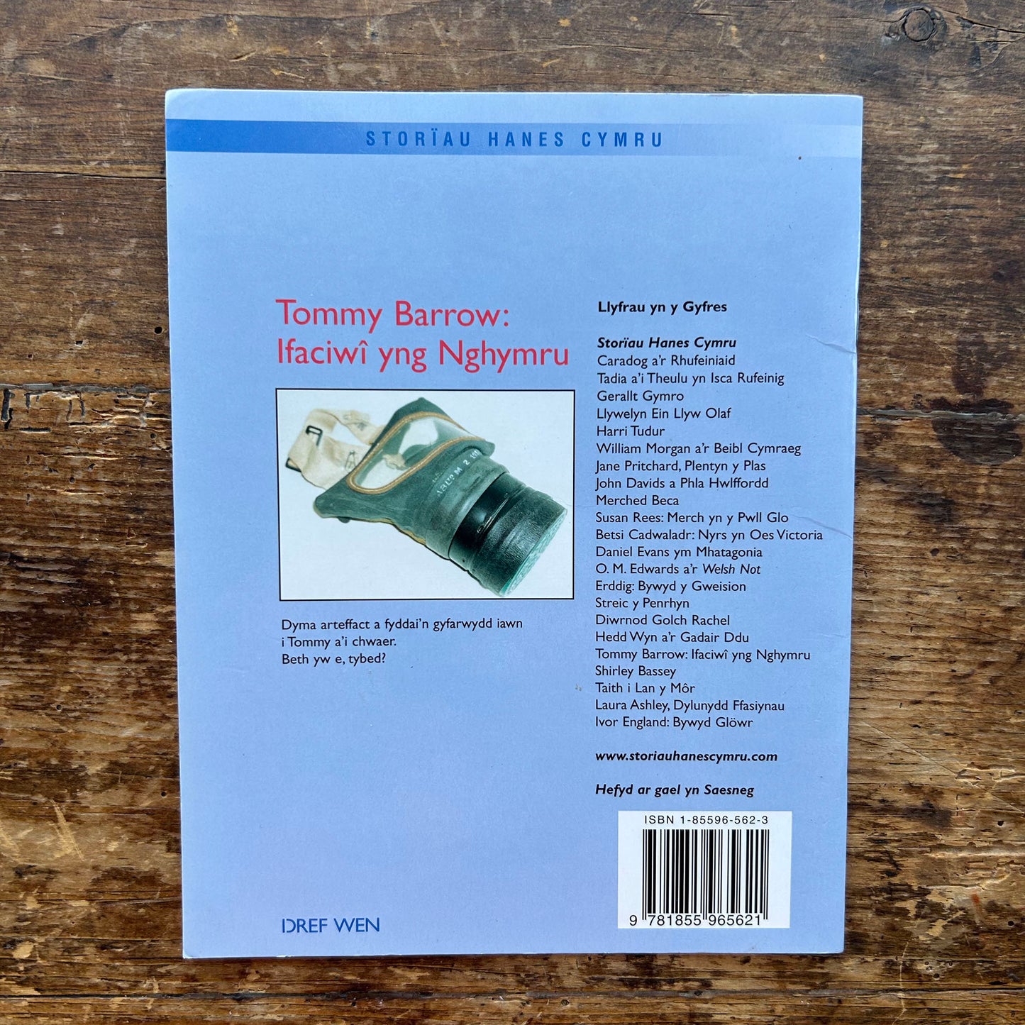 Tommy Barrow -  Ifaciwai Yng Nghymru - Storiau Hanes Cymru (Preloved)