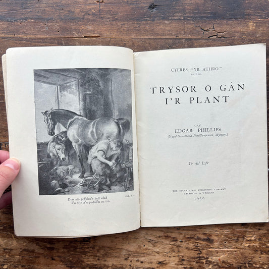 Trysor o Gan I'r Plant - Edgar Phillips 1930 (Preloved)