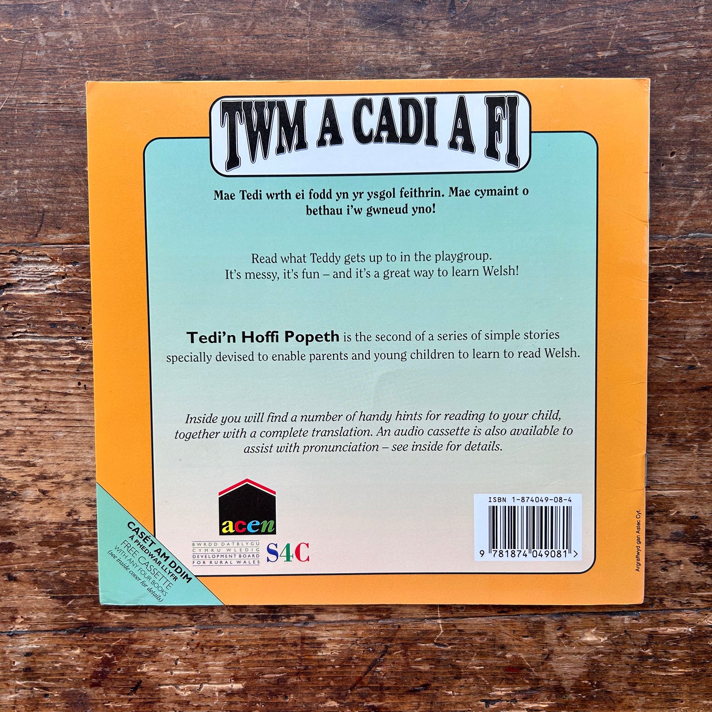 Twm A Cadi A Fi - Book: 2 Tedi'n Hoffi Popeth - Anne Brooke / Sharon Martin 1993 (Preloved)