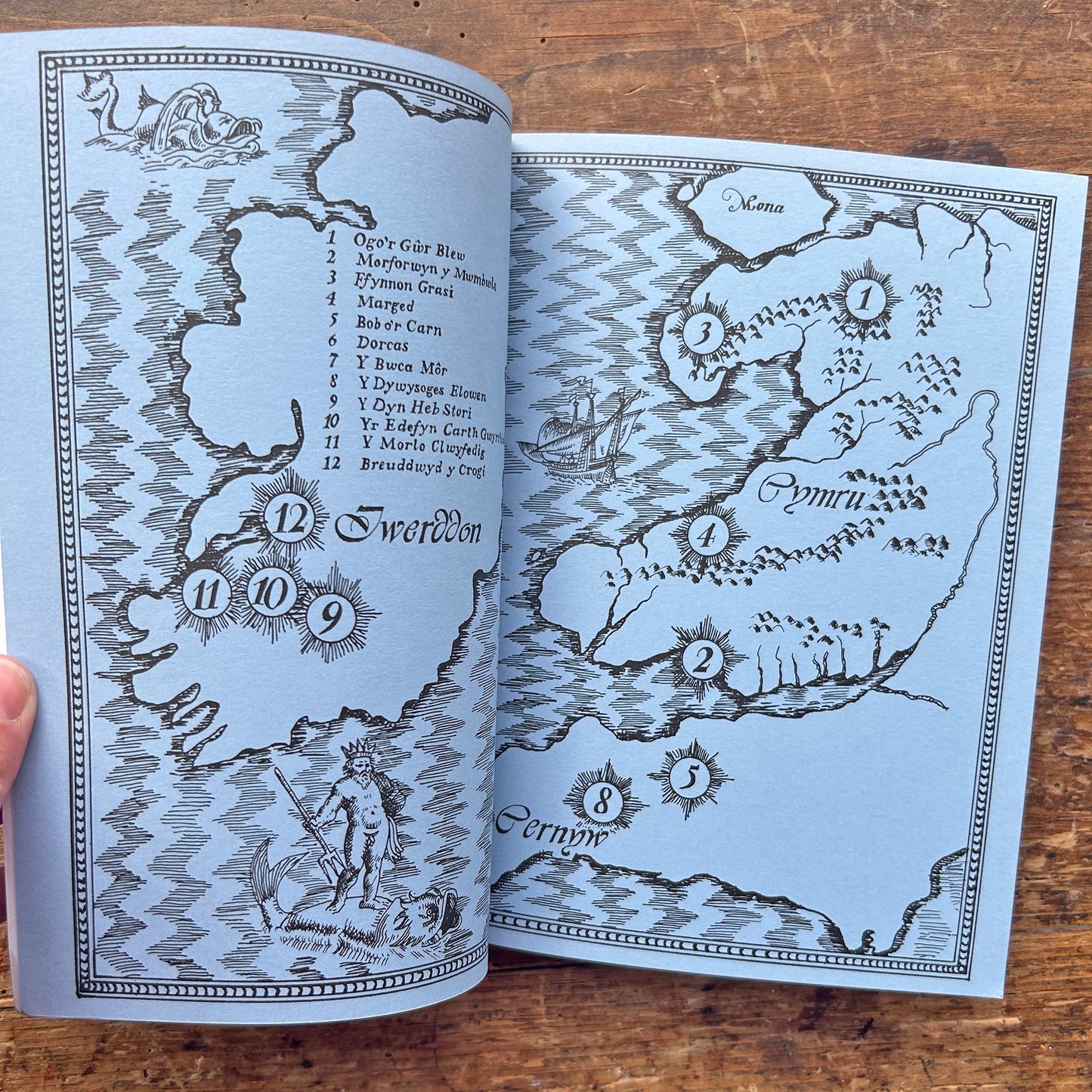 Un Tro - Eiry Palfrey - Chwedlau Celtaidd 1979 (Preloved)