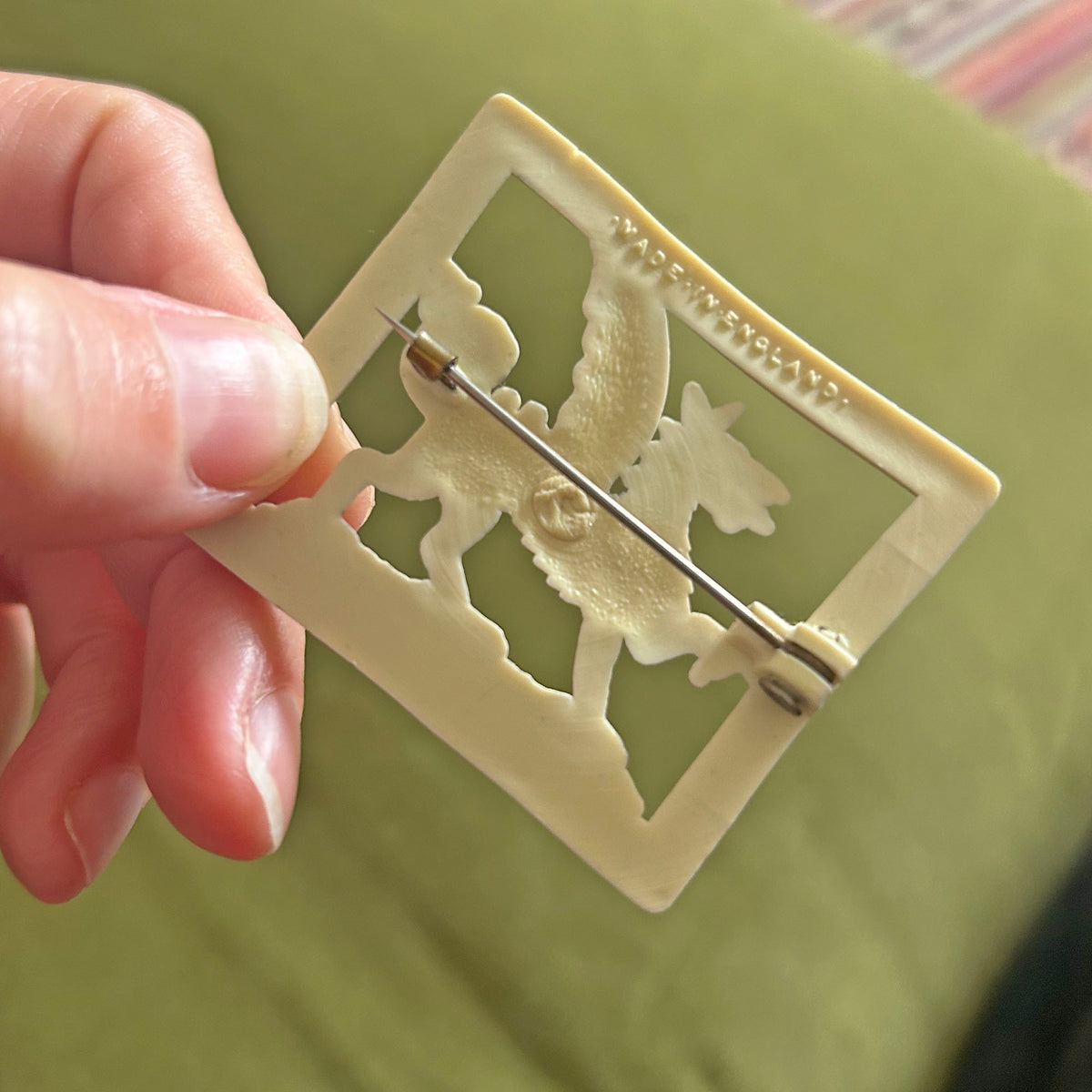Vintage Brooch - Plastic / Celluloid - Welsh Dragon (Preloved)