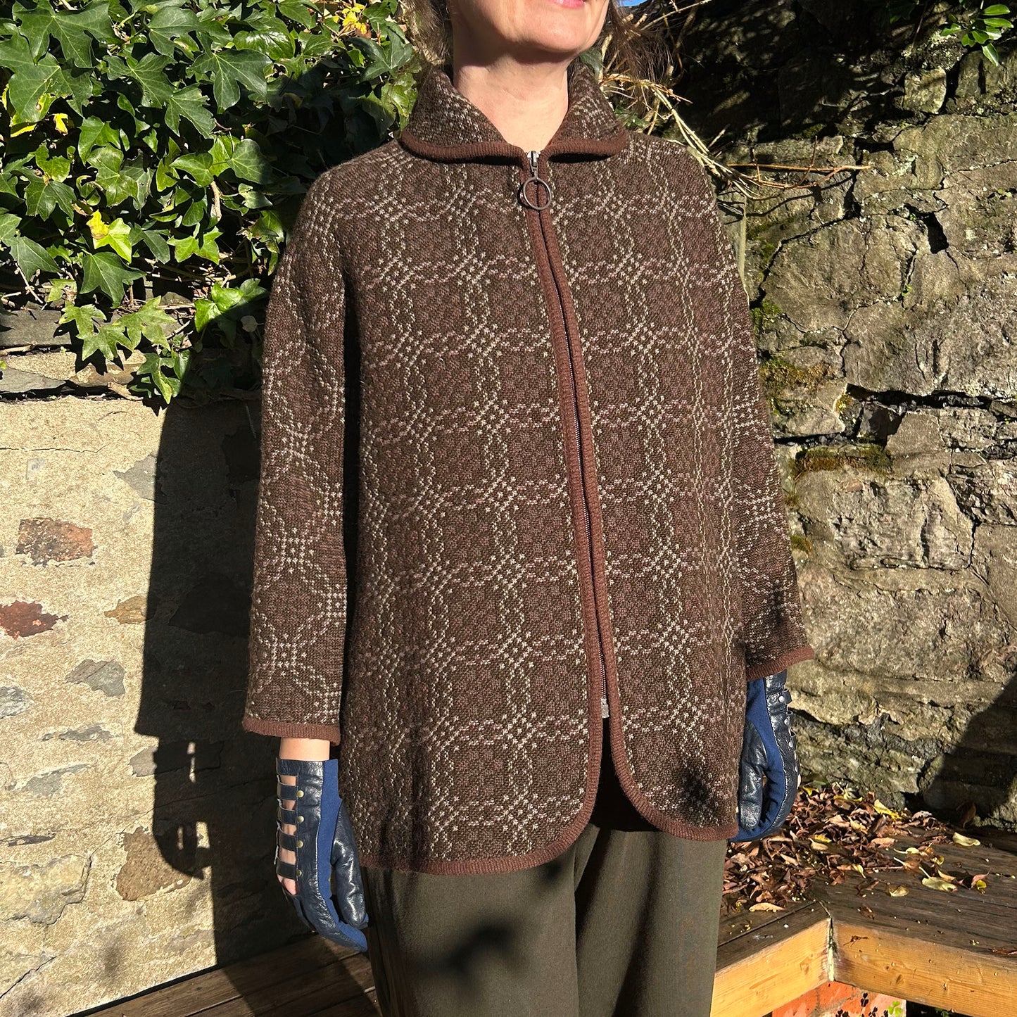 Vintage Cape Coat / Cloak Jacket - Welsh Tapestry - Wool - 1960s (Preloved)