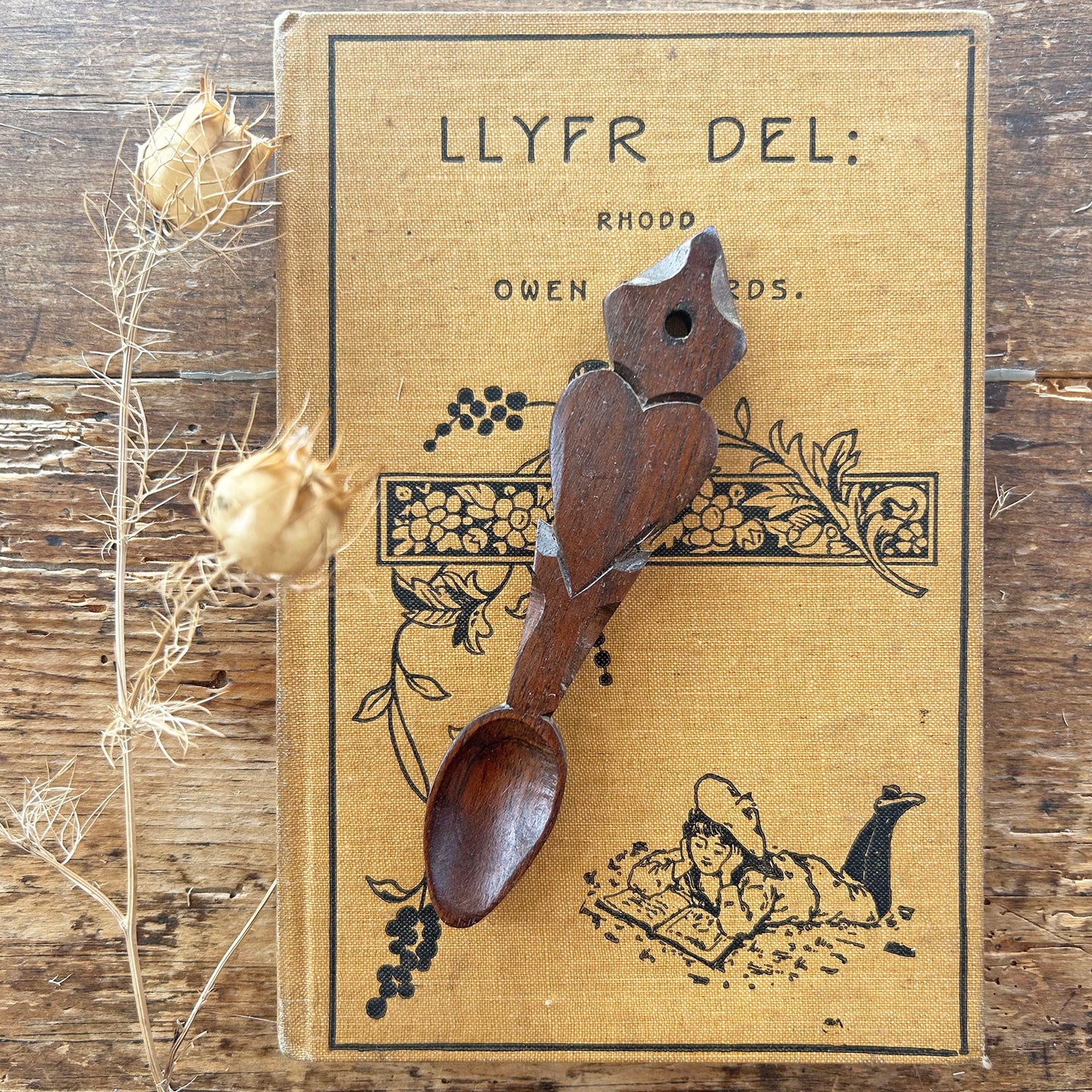 Vintage Lovespoon / Love Spoon - Hand Carved - Miniature Heart (Preloved)
