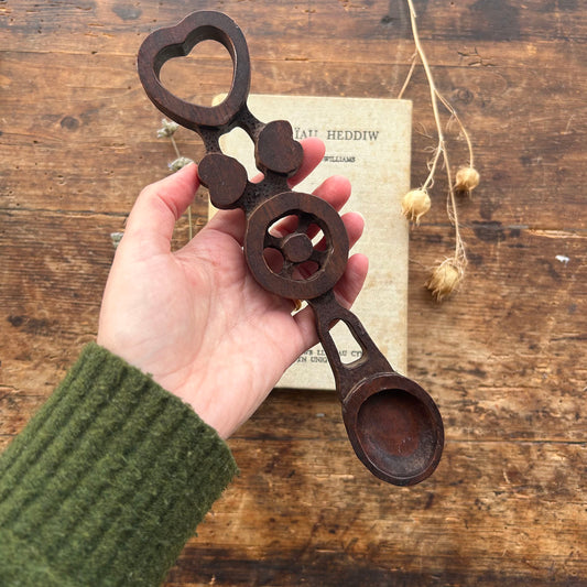Vintage Lovespoon / Love Spoon - Hand Carved - Hearts, Wheel (Preloved)