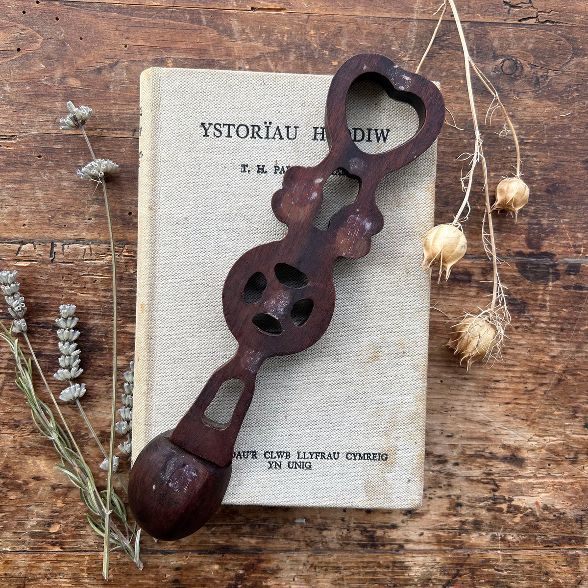 Vintage Lovespoon / Love Spoon - Hand Carved - Hearts, Wheel (Preloved)
