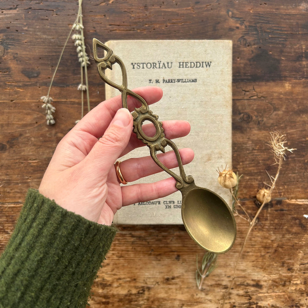 Vintage Welsh Lovespoon / Love Spoon - Solid Brass - Small (Preloved)