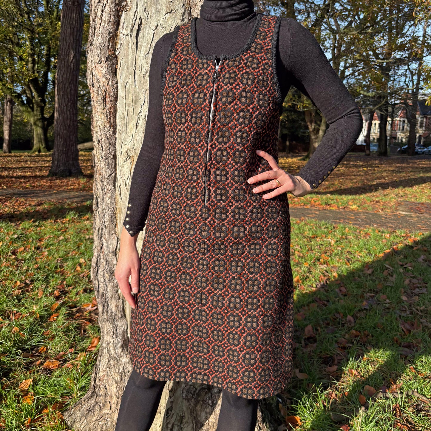 Vintage Dress - Welsh Tapestry - Wool - 1960s 8-10 (Preloved )