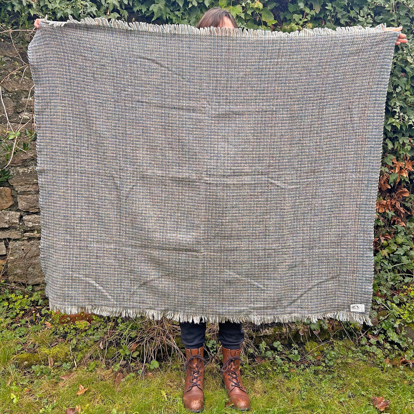 Vintage Welsh Throw / Blanket - 100% Wool - Blues (Preloved)