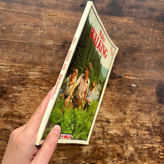 Wales Walking - Wales Tourist Board 1982 (Preloved)
