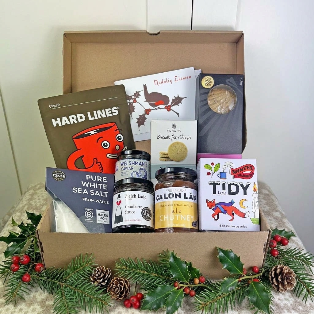 Welsh Christmas Hamper / Gift Box - Luxury Food from Wales 2026 - Free UK Postage