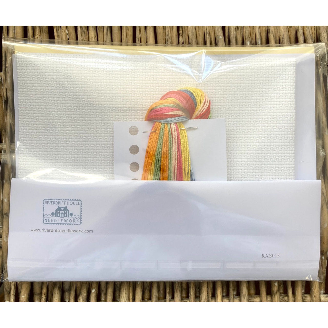 Pecyn Croesbwytho - Cymraeg - Haf / Haf - Mini