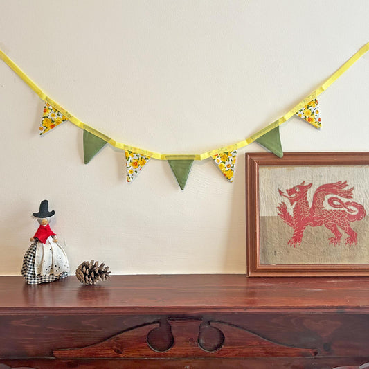 Mini Bunting - Handmade - Welsh Daffodils