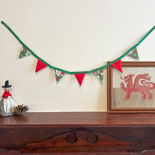 Mini Bunting - Handmade - Welsh Dragons / Flag - 1M