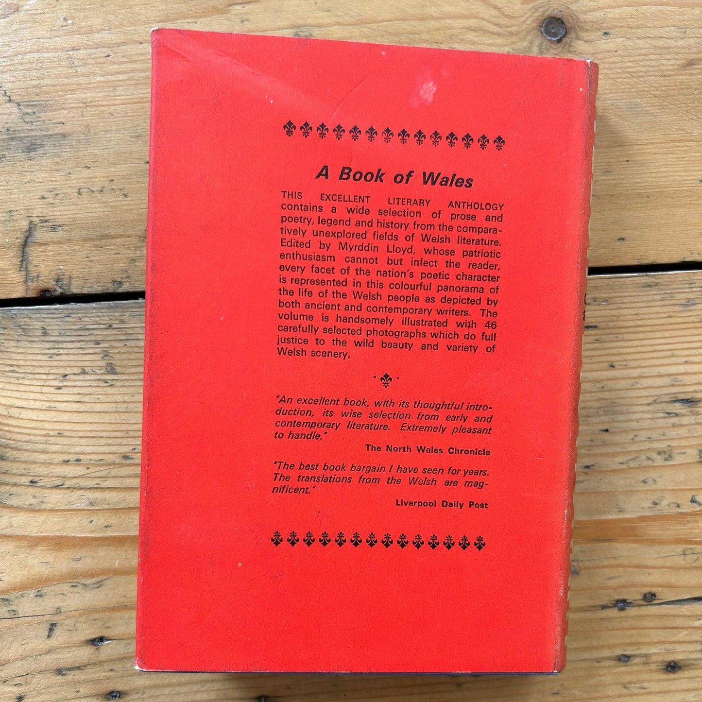 Dictionary - Vintage - Welsh / English - The Collins-Spural (Preloved)