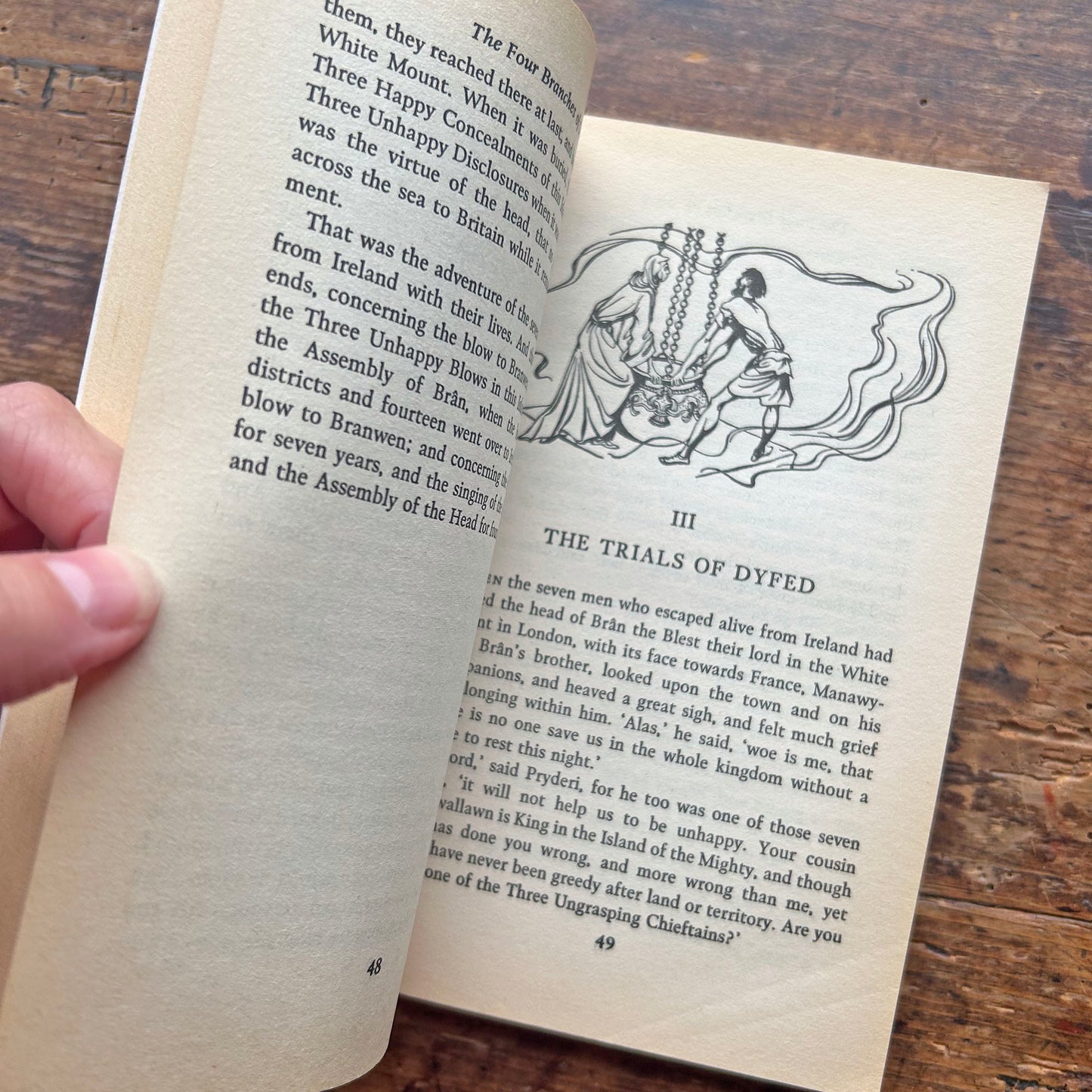 Welsh Legends and Folk Tales - Mabinogion - Gwyn Jones (Preloved)