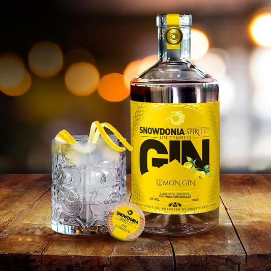 Welsh Gin - Lemon - Snowdonia Spirit Co - 70cl 40% VOL (UK postage included in price)
