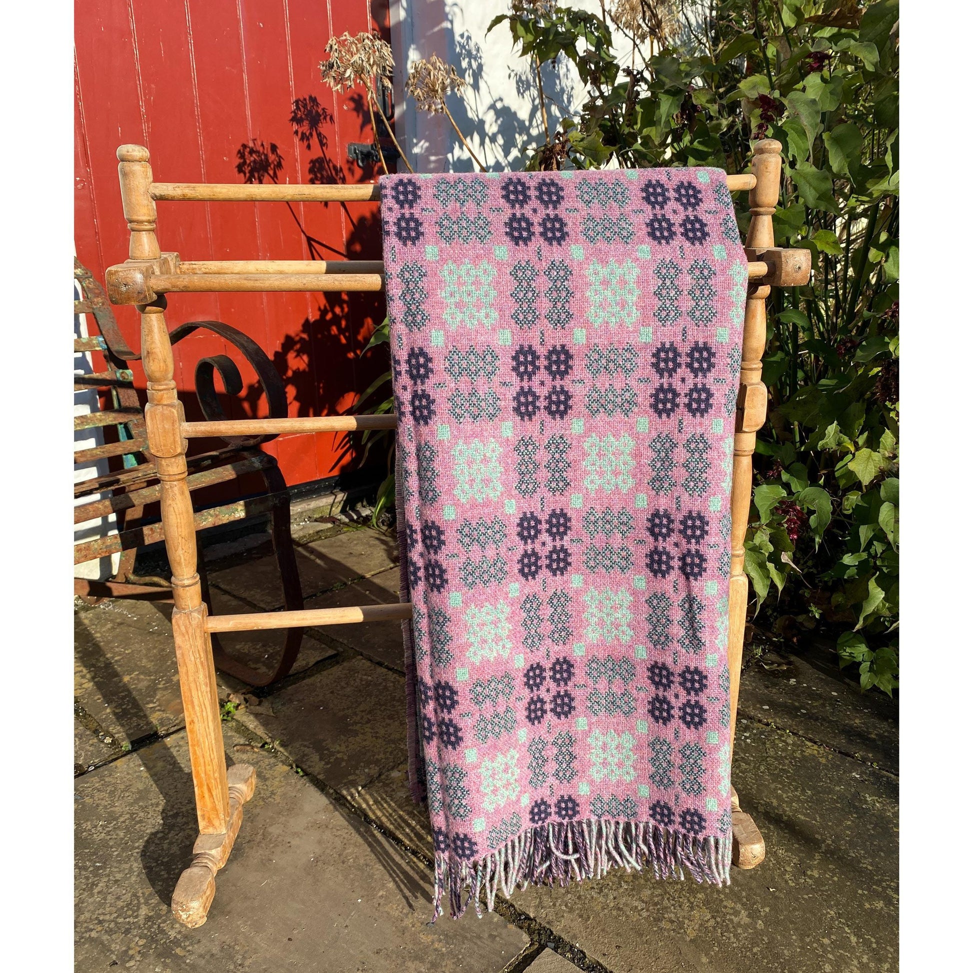 Throw / Blanket - Welsh Tapestry / Carthen Ysgafn - Caernarfon - 100% Wool - Pink & Green