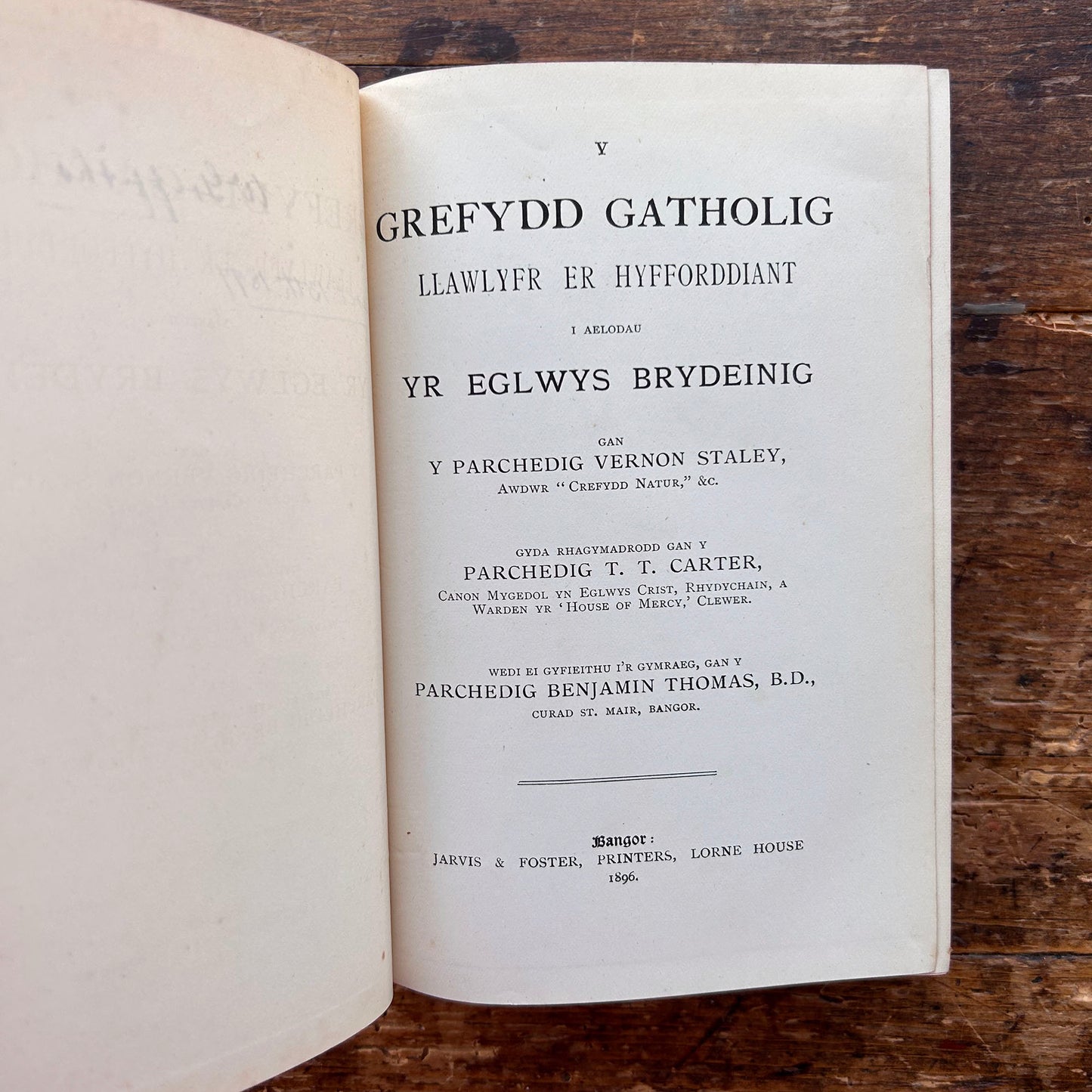 Y Grefydd Gatholig - Vernon Staley - 1896 1st edition (Preloved)