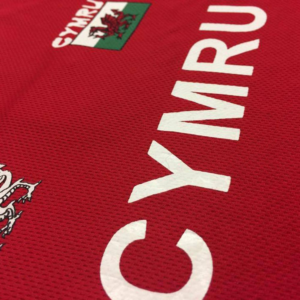 Welsh Football Kit Wales / Cymru Kids