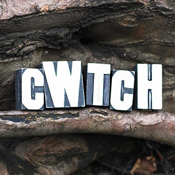 Cwtch - Letterpress - Wooden Blocks-Accessory-The Welsh Gift Shop