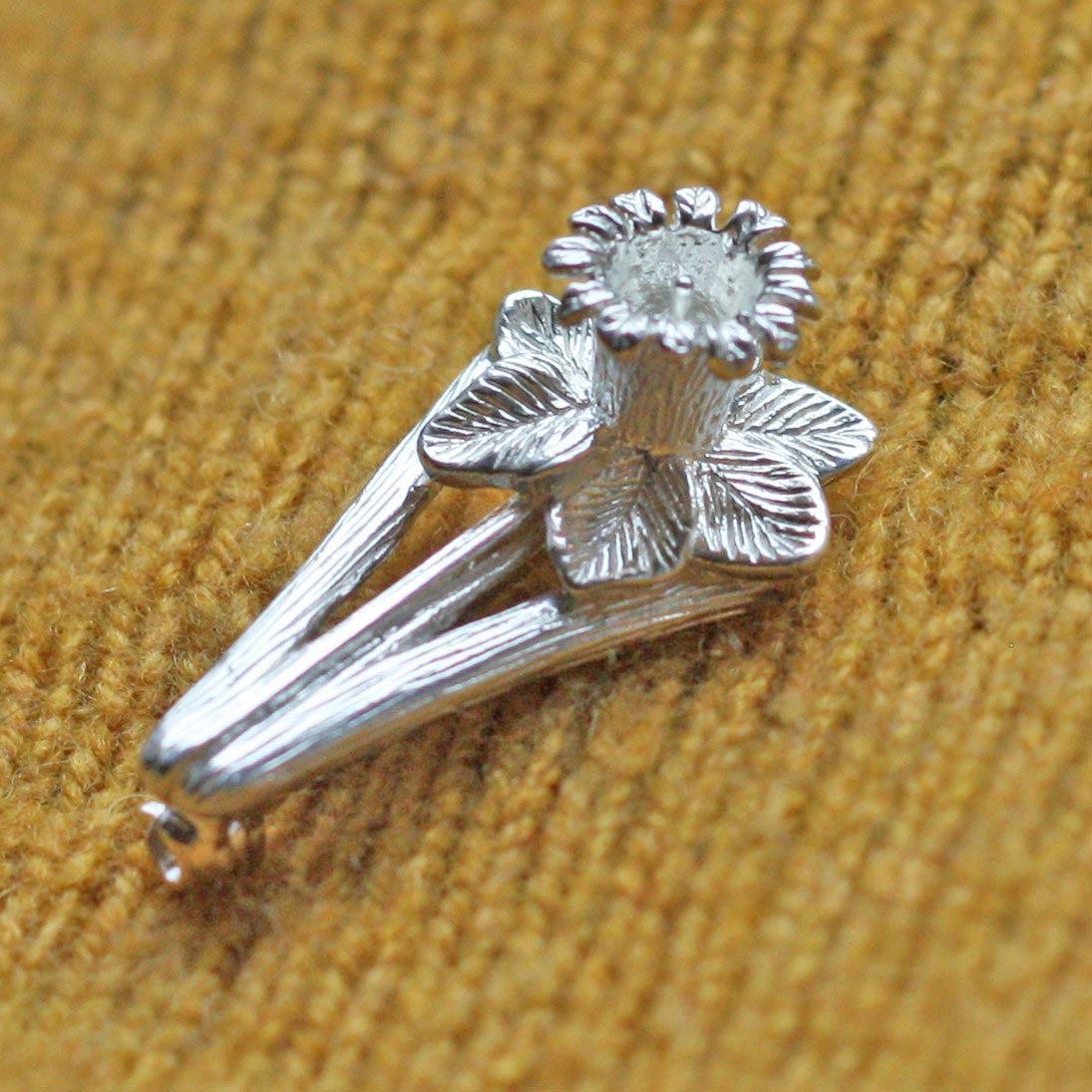 Pin / Brooch - Welsh Daffodil - Sterling Silver or Gold Plated