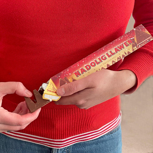 Toblerone Chocolate Bar - Welsh - Nadolig Llawen / Merry Christmas 100g