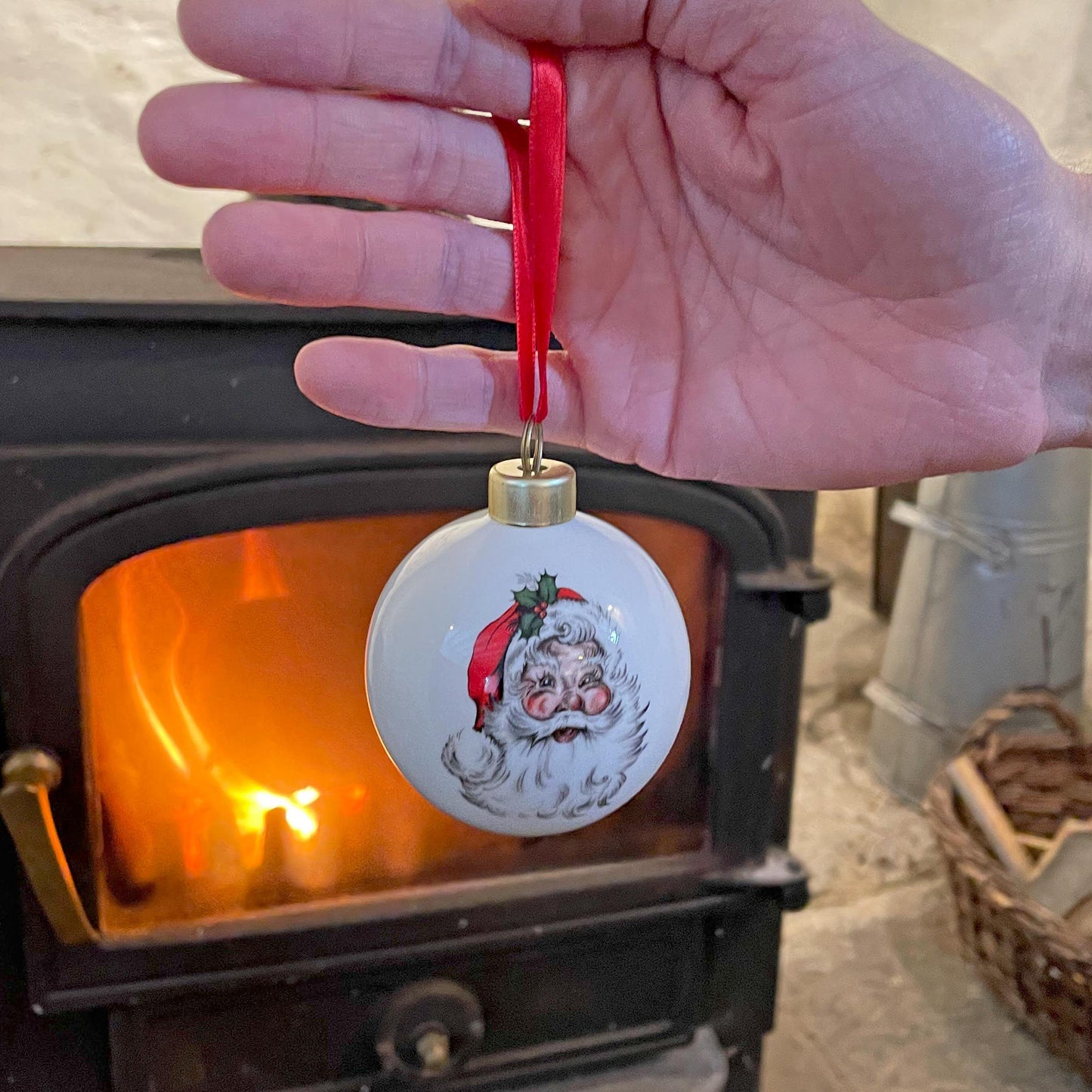 Christmas Bauble / Decoration - Sion Corn - Santa - Tyrd yma, tyrd i lawr!