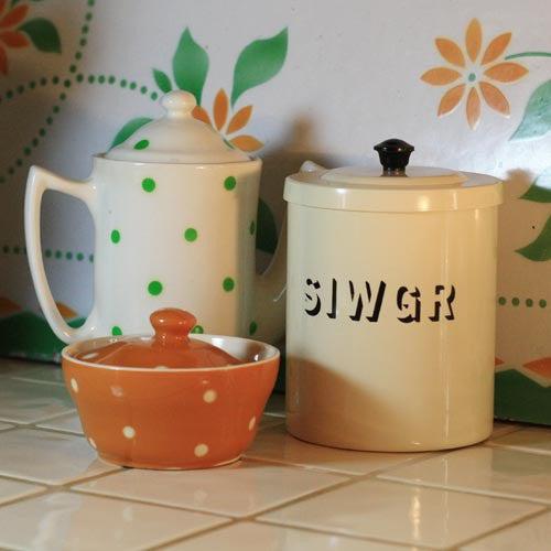 Te, Coffi and Siwgr Tins - Vintage Style - Enamel