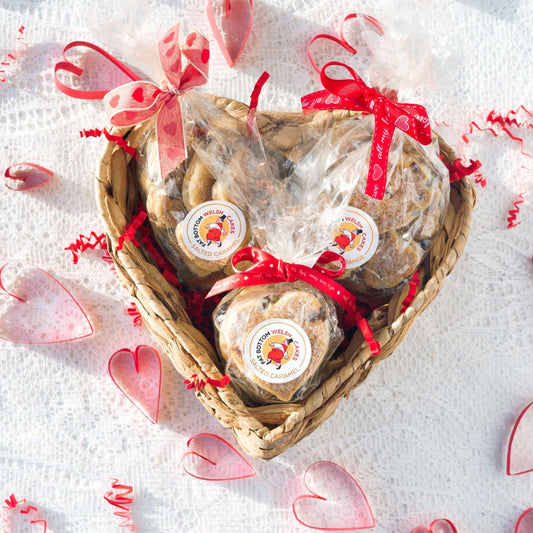 Heart Hamper - Fat Bottom - Welsh Cake Hearts - 1st Class Postage Included